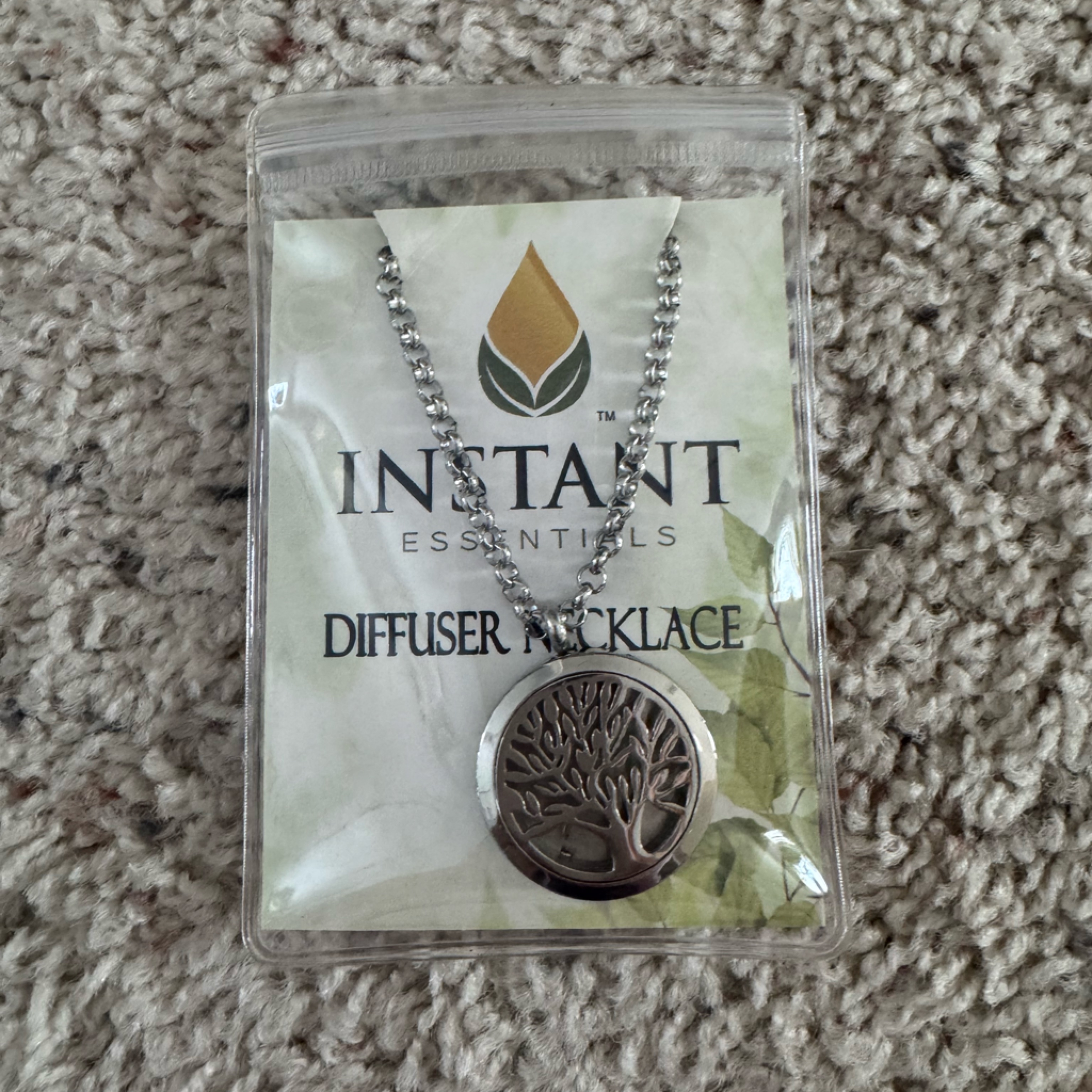 Instant Essentials Silver Diffuser Necklace